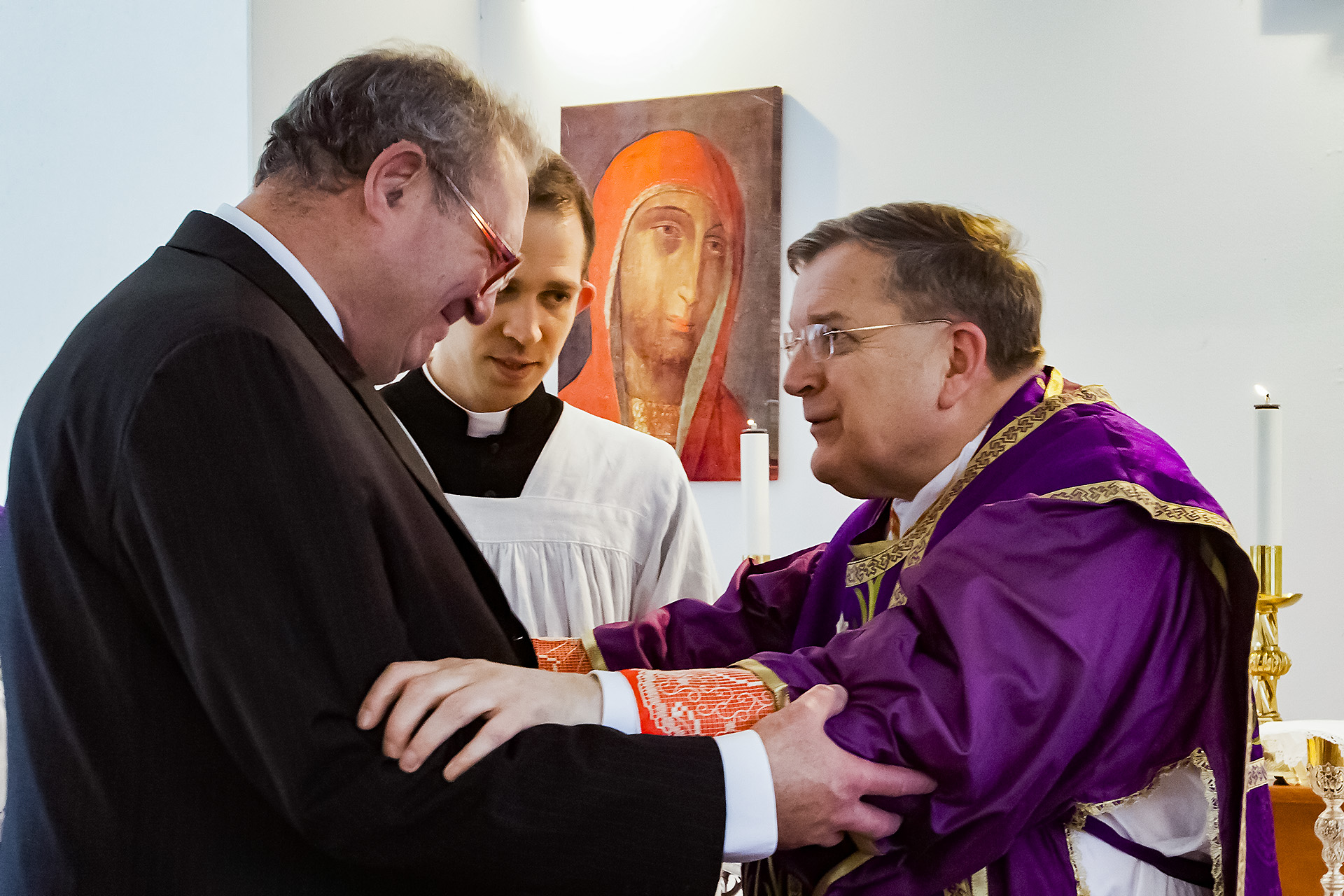 Il nuovo Cardinale Patrono celebra la prima messa per l’Ordine di Malta all’ospedale San Giovanni a Roma