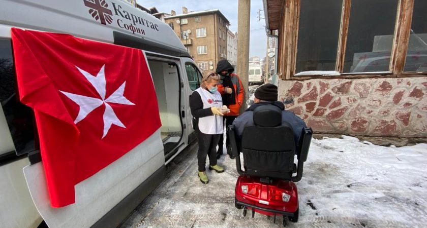 Snow and glacial temperatures in Sofia as Order of Malta helps the homeless