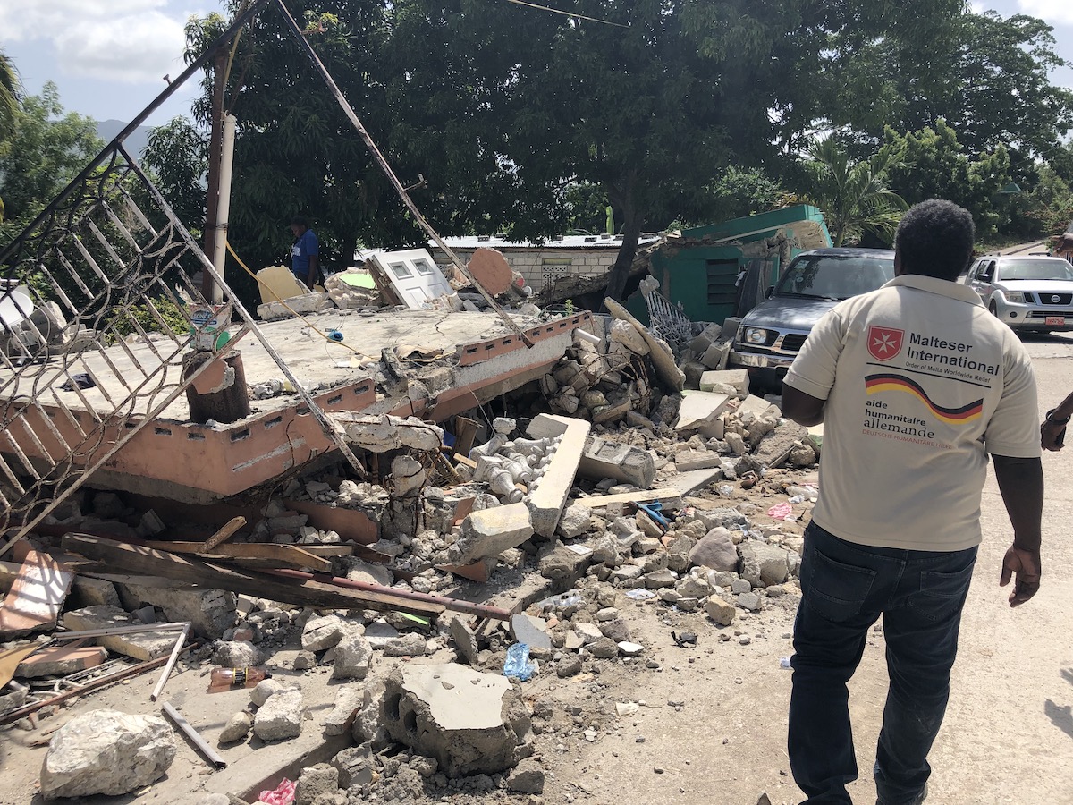 Terremoto en Haití: Malteser-International-es reconstruye escuelas y centros de salud y distribuye ayuda en efectivo