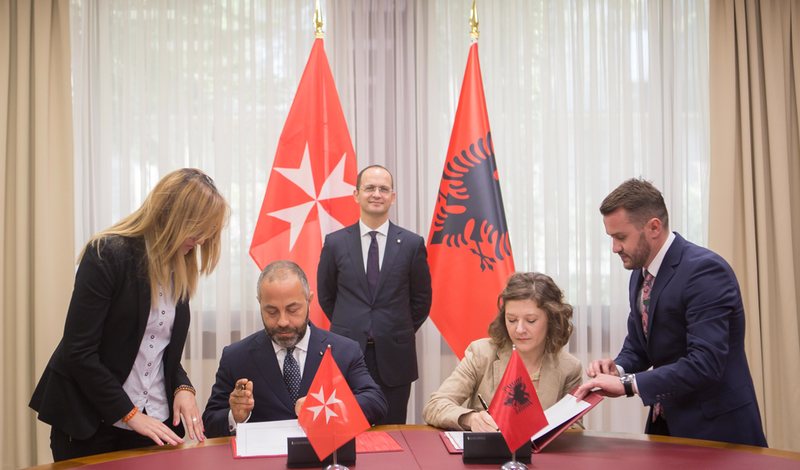 Sovrano Ordine di Malta e Albania sottoscrivono un accordo di cooperazione