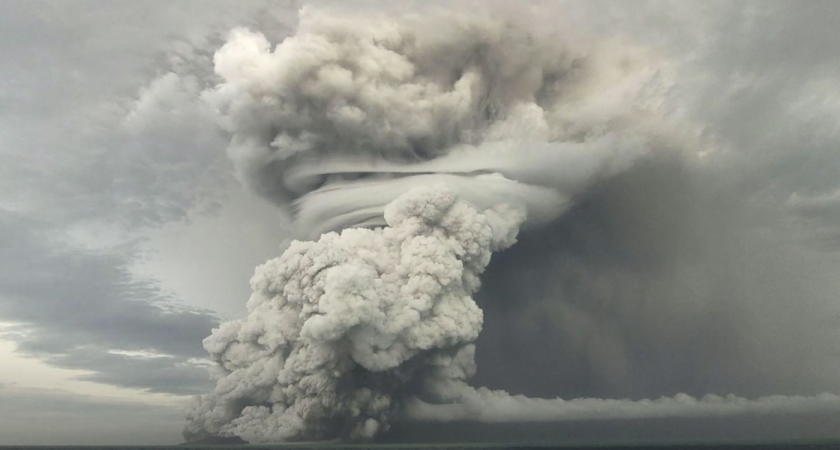 Éruption du volcan Tonga : l’Ordre de Malte fournit une aide d’urgence