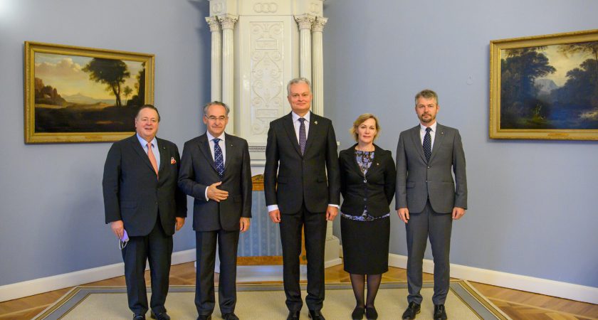 La organización de ayuda de la Orden de Malta en Lituania celebra su 30º aniversario en presencia del Gran Hospitalario