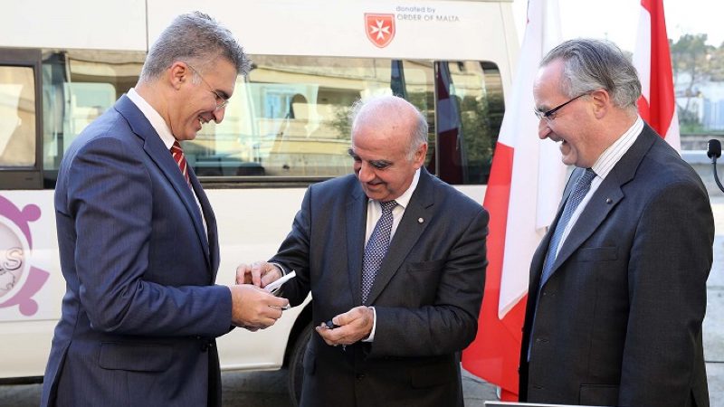 Order of Malta donates mobile clinic to Malta for asylum applicants