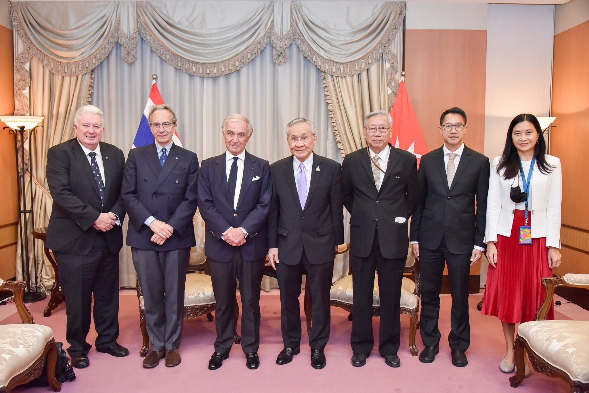 Le Grand Chancelier reçu par le vice-Premier ministre thaïlandais